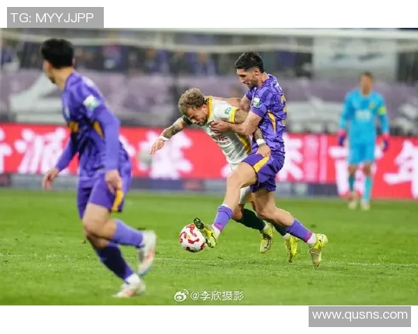 北京国安迎战泰国球队展现中国足球的实力与魅力 北京国安迎战泰国球队展现中国足球的实力与魅力