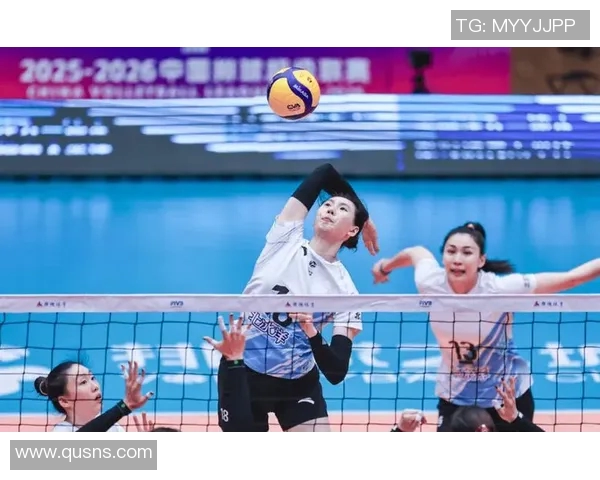 天津女排与天津男排激烈对抗展现排球魅力引发球迷热议