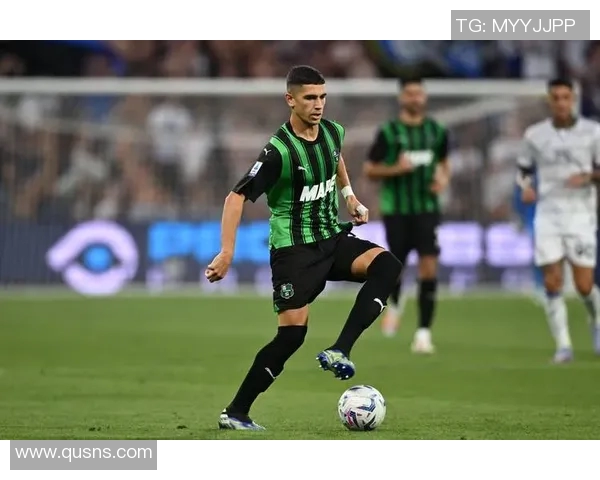 巴勒莫主场迎战国米双方争夺意甲积分榜关键战役 巴勒莫主场迎战国米双方争夺意甲积分榜关键战役