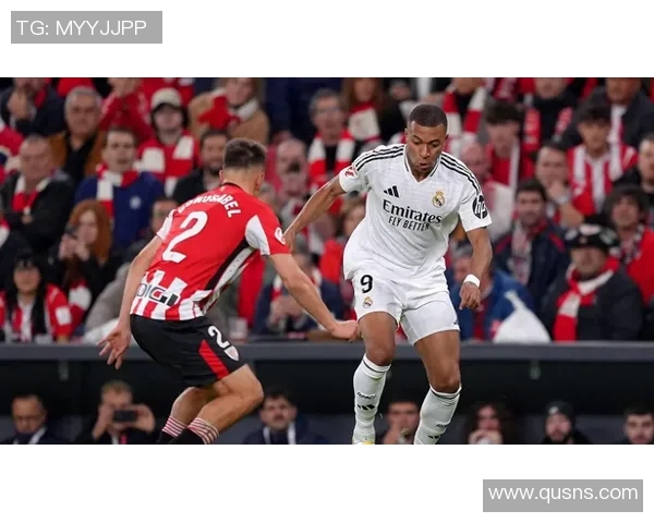 皇马马德里迎战劲敌全力争胜球迷热情高涨期待精彩对决