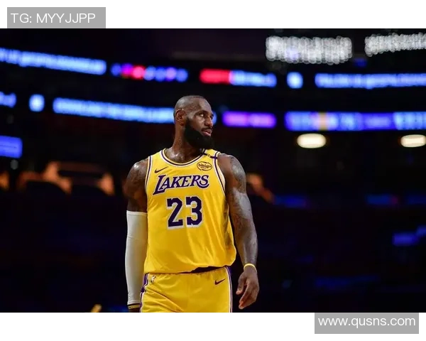 詹姆斯:从篮球场上的传奇到社会影响力的多元化探索之路 詹姆斯:从篮球场上的传奇到社会影响力的多元化探索之路