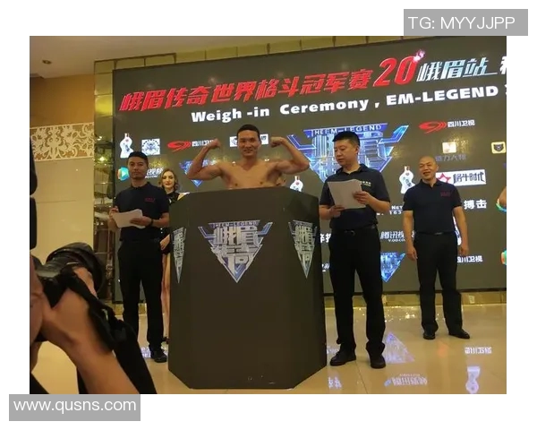 杨建平勇战韩国洛奇展现搏击精神与技术实力的巅峰对决